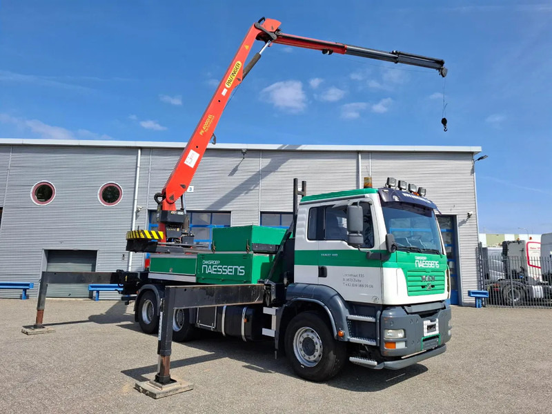 MAN TGA 33.410 / 6X4 / PALFINGER PK4000 1EL ROOFER CRANE / 25M / REMOTE / 2X BIG AXLE / 490677 KM / MANUAL / EURO-3 / 2005 - Автоманипулятор: фото 1 MAN TGA 33.410 / 6X4 / PALFINGER PK4000 1EL ROOFER CRANE / 25M / REMOTE / 2X BIG AXLE / 490677 KM / MANUAL / EURO-3 / 2005 - Автоманипулятор: фото 1