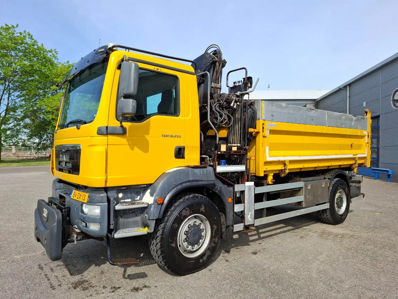 MAN TGM 18.250 / 4X4 / NL TRUCK / TUV:30-04-2026 / 118783 KM / HMF 1110 K2 / ROTATOR / GOOD TYRES / FULL-STEEL / DRUM BRAKES / MANUA - Самосвал, Автоманипулятор: фото 3 MAN TGM 18.250 / 4X4 / NL TRUCK / TUV:30-04-2026 / 118783 KM / HMF 1110 K2 / ROTATOR / GOOD TYRES / FULL-STEEL / DRUM BRAKES / MANUA - Самосвал, Автоманипулятор: фото 3