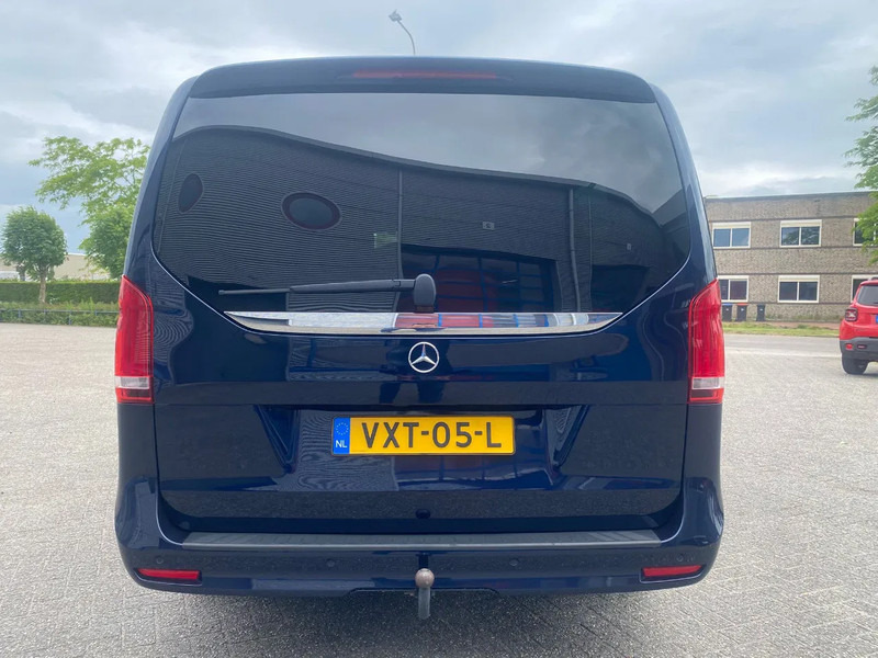 Mercedes-Benz V-Klasse 250 / XXL / AMG / FULL OPTION / LEATHER / PARK+SEATHEAT / BURMESTER / TUV:04-05-2026 / 360 CAMERA / 2023 - Легковой автомобиль: фото 4 Mercedes-Benz V-Klasse 250 / XXL / AMG / FULL OPTION / LEATHER / PARK+SEATHEAT / BURMESTER / TUV:04-05-2026 / 360 CAMERA / 2023 - Легковой автомобиль: фото 4