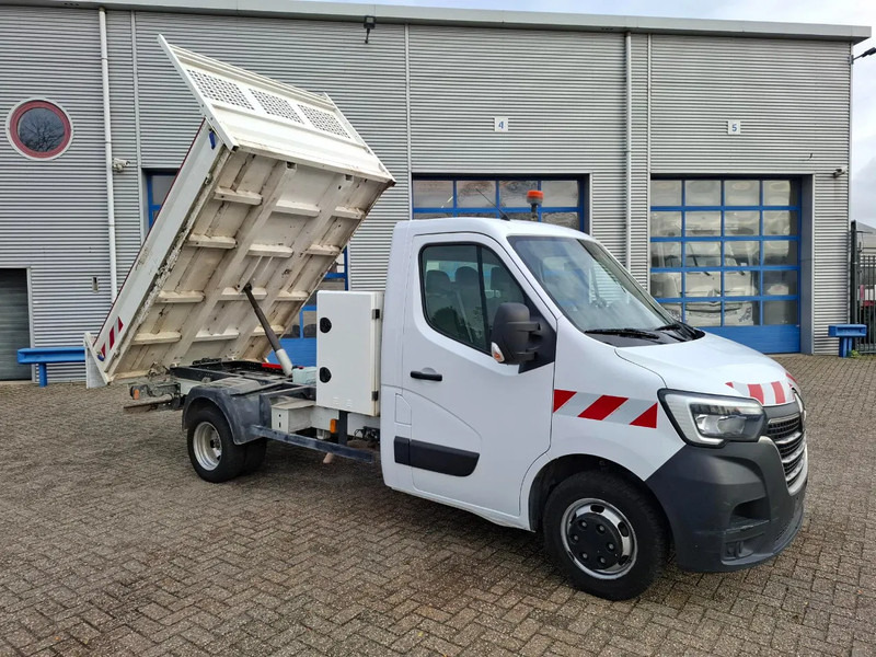 Renault Master / TIPPER / ONLY:59243 KM / NAVI / AIRCO / TEMPOMAAT / MANUAL / EURO-6 / 2021 - Малотоннажный самосвал: фото 3 Renault Master / TIPPER / ONLY:59243 KM / NAVI / AIRCO / TEMPOMAAT / MANUAL / EURO-6 / 2021 - Малотоннажный самосвал: фото 3