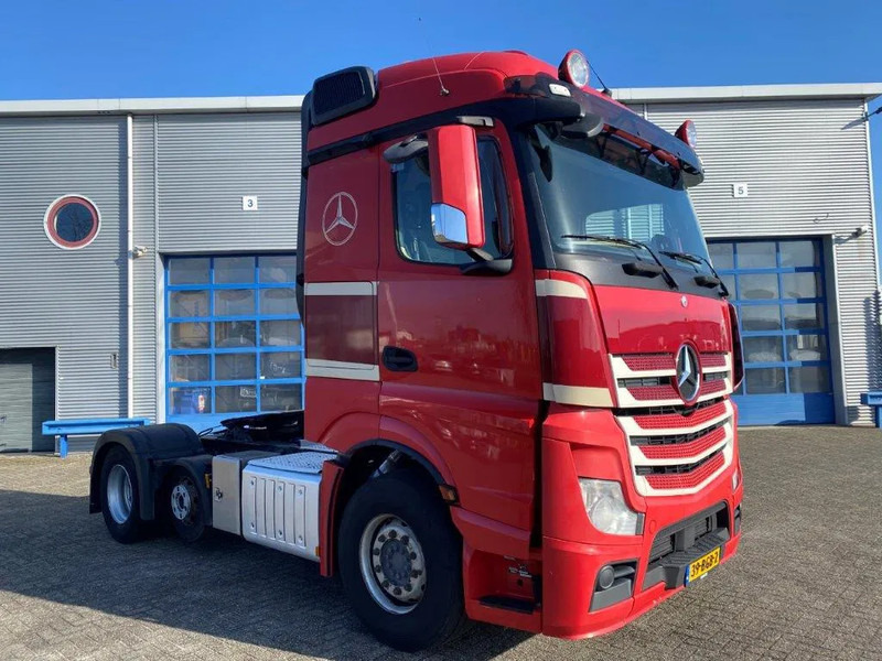 Mercedes-Benz Actros 2442 / 6x2 / NL TRUCK / TUV:01-06-2025 / PARKCOOL+HEAT / LWDS / FRIDGE / AUTOMATIC / EURO-6 / 2015 - Тягач: фото 2 Mercedes-Benz Actros 2442 / 6x2 / NL TRUCK / TUV:01-06-2025 / PARKCOOL+HEAT / LWDS / FRIDGE / AUTOMATIC / EURO-6 / 2015 - Тягач: фото 2