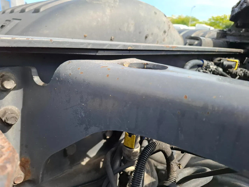 Тягач Scania NGS R650 V8 / 6X4 / RETARDER / 2X BIG AXLE / PARKCOOL / DOUBLE TANK / INLINER / FULL-AIR / ALCOA / LEATHER / NAVI / GEN2 V2 / EU: фото 12