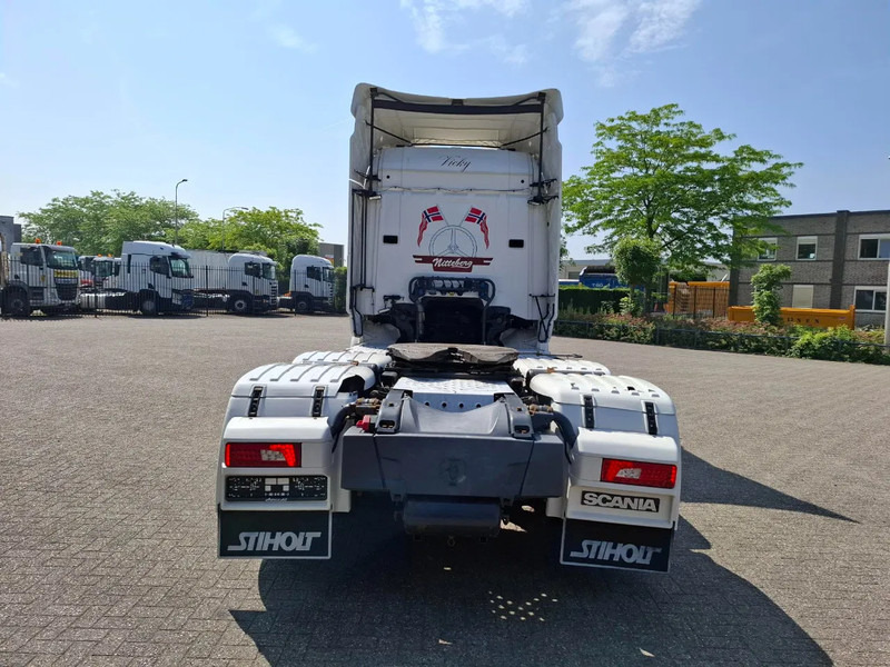 Scania R490 / BOOGIE / ONLY:638592 KM / ALCOA / LEATHER / XENON / SIDESKIRTS / AUTOMATIC / EURO-6 / 2015 - Тягач: фото 4 Scania R490 / BOOGIE / ONLY:638592 KM / ALCOA / LEATHER / XENON / SIDESKIRTS / AUTOMATIC / EURO-6 / 2015 - Тягач: фото 4