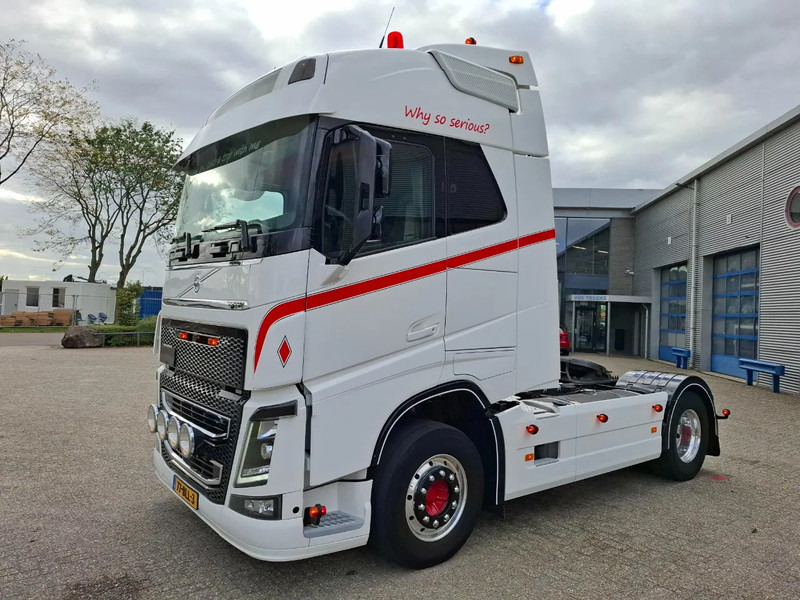 Volvo FH4-460 / CLEAN NL TRUCK / VEB+ / ADR / ACC / LWDS / DAS / DOUBLE TANK / LEATHER / FRIDGE / ALCOA / EURO-6 / 2016 - Тягач: фото 1 Volvo FH4-460 / CLEAN NL TRUCK / VEB+ / ADR / ACC / LWDS / DAS / DOUBLE TANK / LEATHER / FRIDGE / ALCOA / EURO-6 / 2016 - Тягач: фото 1