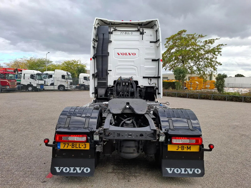 Volvo FH4-460 / CLEAN NL TRUCK / VEB+ / ADR / ACC / LWDS / DAS / DOUBLE TANK / LEATHER / FRIDGE / ALCOA / EURO-6 / 2016 - Тягач: фото 4 Volvo FH4-460 / CLEAN NL TRUCK / VEB+ / ADR / ACC / LWDS / DAS / DOUBLE TANK / LEATHER / FRIDGE / ALCOA / EURO-6 / 2016 - Тягач: фото 4