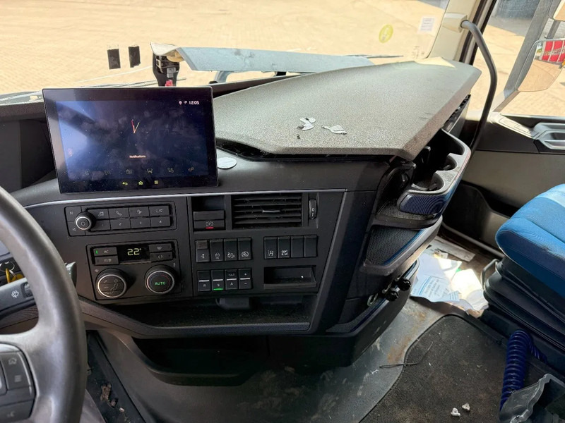 Volvo FH5-500 / ENGINE RUNNING / TURBO COMPOUND / ONLY:434243 KM / VEB+ / PARKCOOL / DOUBLE TANK / EURO-6 / 2021 лизинг Volvo FH5-500 / ENGINE RUNNING / TURBO COMPOUND / ONLY:434243 KM / VEB+ / PARKCOOL / DOUBLE TANK / EURO-6 / 2021: фото 17