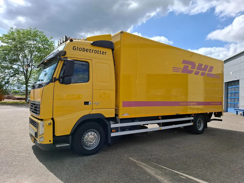 Volvo FH13-420 / NL TRUCK / TUV:29-07-2025 / PLATFORM 2000KG / AIRCO / FRIDGE / AUTOMATIC / EURO-5 / 2010 - Грузовик с закрытым кузовом: фото 1 Volvo FH13-420 / NL TRUCK / TUV:29-07-2025 / PLATFORM 2000KG / AIRCO / FRIDGE / AUTOMATIC / EURO-5 / 2010 - Грузовик с закрытым кузовом: фото 1