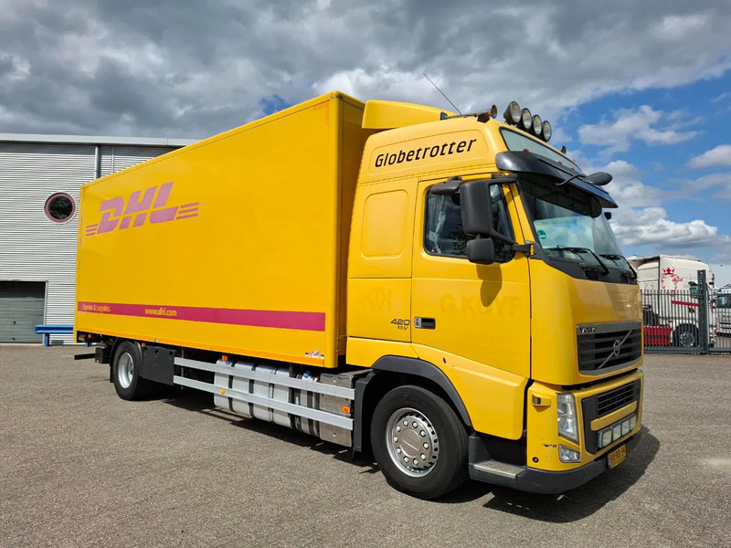 Volvo FH13-420 / NL TRUCK / TUV:29-07-2025 / PLATFORM 2000KG / AIRCO / FRIDGE / AUTOMATIC / EURO-5 / 2010 - Грузовик с закрытым кузовом: фото 2 Volvo FH13-420 / NL TRUCK / TUV:29-07-2025 / PLATFORM 2000KG / AIRCO / FRIDGE / AUTOMATIC / EURO-5 / 2010 - Грузовик с закрытым кузовом: фото 2