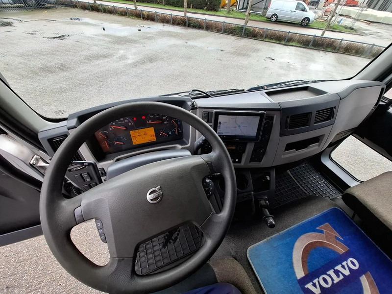 Грузовик с закрытым кузовом Volvo FL 240 / ONLY:340697 KM / BIG PLATFORM 2TON / TUV:29-01-2026 / LWDS / NAVI / SIDE DOOR / AUTOMATIC / EURO-6 / 2018: фото 19 Грузовик с закрытым кузовом Volvo FL 240 / ONLY:340697 KM / BIG PLATFORM 2TON / TUV:29-01-2026 / LWDS / NAVI / SIDE DOOR / AUTOMATIC / EURO-6 / 2018: фото 19