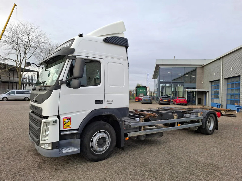 Volvo FM11-450 / VEB / FULL-AIR / 706585 KM / LWDS / AIRCO / BDF SYSTEM / AUTOMATIC / EURO-6 / 2016 - Грузовик-контейнеровоз/ Сменный кузов: фото 1 Volvo FM11-450 / VEB / FULL-AIR / 706585 KM / LWDS / AIRCO / BDF SYSTEM / AUTOMATIC / EURO-6 / 2016 - Грузовик-контейнеровоз/ Сменный кузов: фото 1