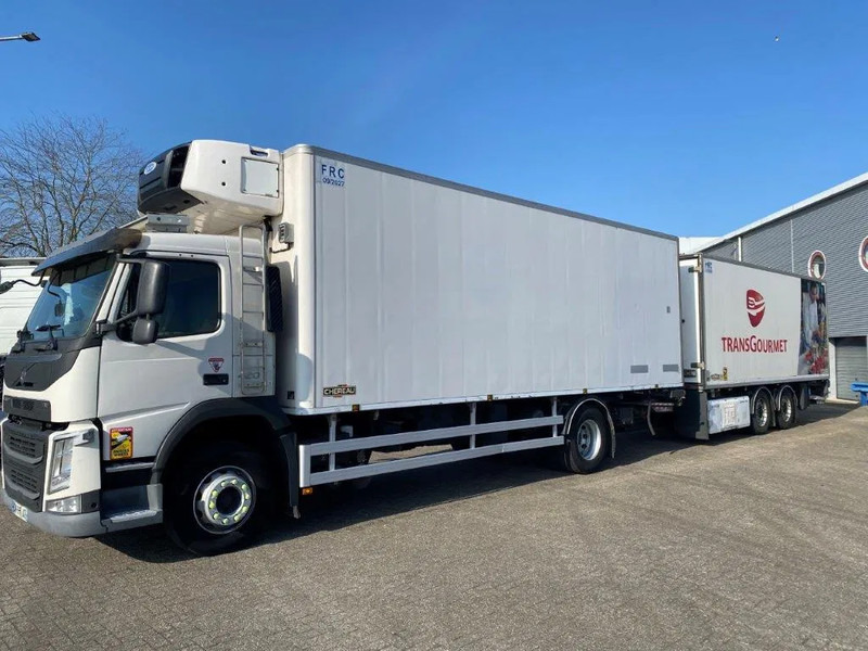 Volvo FM4-420 / COMPLETE COOL+FREEZE COMBI / CHEREAU / THROUGH-LOADING SYSTEM / 2XPLATFORM DHOLLANDIA / FREEZING LOCK / AUTOMATIC / EU - Рефрижератор: фото 1 Volvo FM4-420 / COMPLETE COOL+FREEZE COMBI / CHEREAU / THROUGH-LOADING SYSTEM / 2XPLATFORM DHOLLANDIA / FREEZING LOCK / AUTOMATIC / EU - Рефрижератор: фото 1