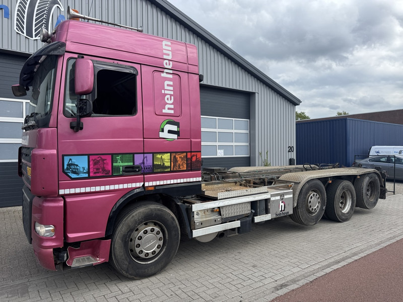 DAF XF-510 8x2 Chassis, Manual - Грузовик-шасси: фото 1 DAF XF-510 8x2 Chassis, Manual - Грузовик-шасси: фото 1