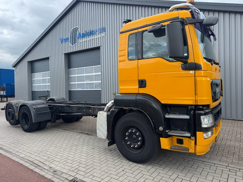 MAN TGS 26.360 6x2, Manual Gear, Steering Axle - Грузовик-шасси: фото 1 MAN TGS 26.360 6x2, Manual Gear, Steering Axle - Грузовик-шасси: фото 1