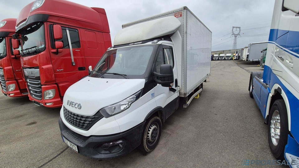 IVECO DAILY 35S16 skříň - 8 palet - Малотоннажный фургон: фото 2 IVECO DAILY 35S16 skříň - 8 palet - Малотоннажный фургон: фото 2