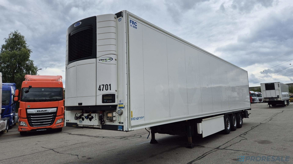 KRONE COOL LINER SD mrazírenský - MULTITEMP - dělící stěna + agregát CARRIER VECTOR 1950 Mt - Полуприцеп-рефрижератор: фото 2 KRONE COOL LINER SD mrazírenský - MULTITEMP - dělící stěna + agregát CARRIER VECTOR 1950 Mt - Полуприцеп-рефрижератор: фото 2