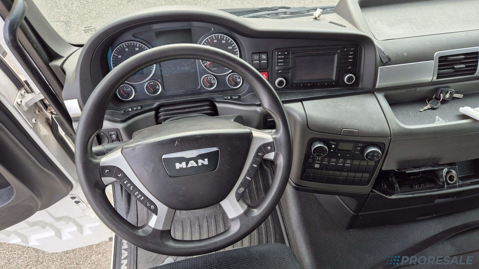 MAN TGX 18.480 4x2 BLS XLX EURO 6 - Тягач: фото 4 MAN TGX 18.480 4x2 BLS XLX EURO 6 - Тягач: фото 4