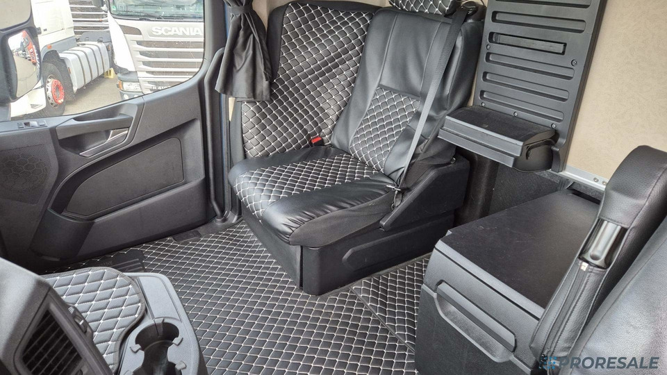 MERCEDES-BENZ ACTROS 1848 LSRL GIGA SPACE EURO 6 - Тягач: фото 5 MERCEDES-BENZ ACTROS 1848 LSRL GIGA SPACE EURO 6 - Тягач: фото 5