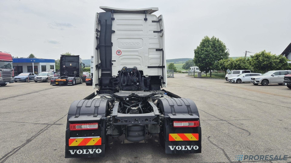 VOLVO FH 500 XL EURO 6 - Тягач: фото 3 VOLVO FH 500 XL EURO 6 - Тягач: фото 3