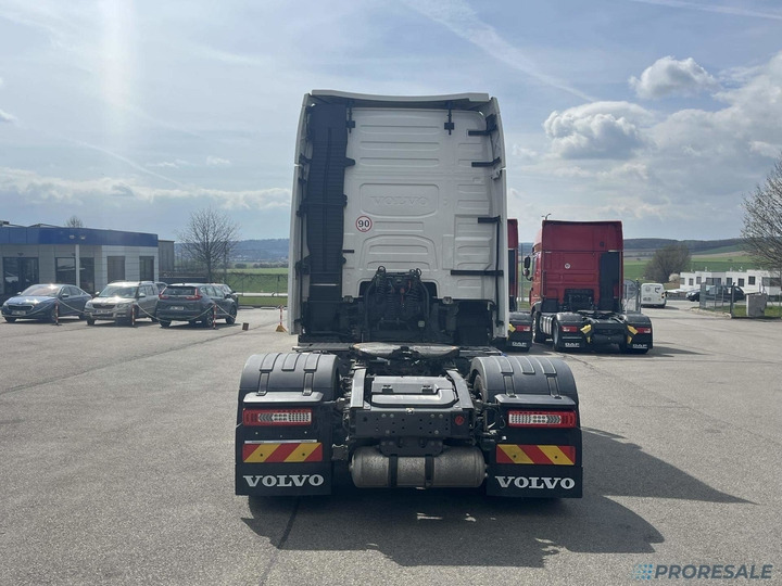VOLVO FH 500 XL GLOBE EURO 6 - Тягач: фото 5 VOLVO FH 500 XL GLOBE EURO 6 - Тягач: фото 5