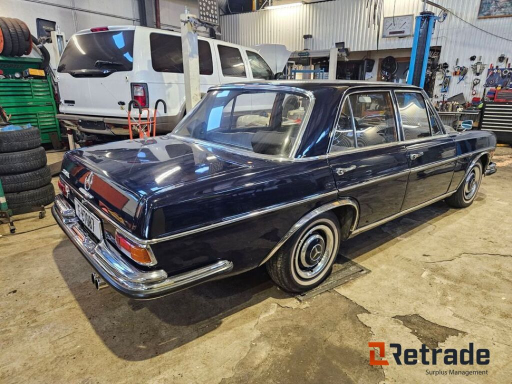 1966mod. MERCEDES 250 - Легковой автомобиль: фото 2 1966mod. MERCEDES 250 - Легковой автомобиль: фото 2