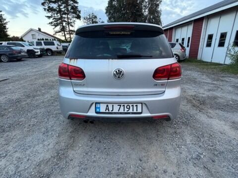 2010mod. VW GOLF R TSI - Легковой автомобиль: фото 5 2010mod. VW GOLF R TSI - Легковой автомобиль: фото 5
