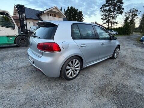 2010mod. VW GOLF R TSI - Легковой автомобиль: фото 4 2010mod. VW GOLF R TSI - Легковой автомобиль: фото 4
