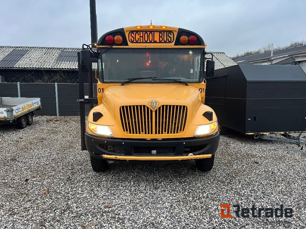 Autocamper IC CE 300 School Bus MAXX Force DT INTERNATIONAL Diesel Power - Легковой автомобиль: фото 3 Autocamper IC CE 300 School Bus MAXX Force DT INTERNATIONAL Diesel Power - Легковой автомобиль: фото 3