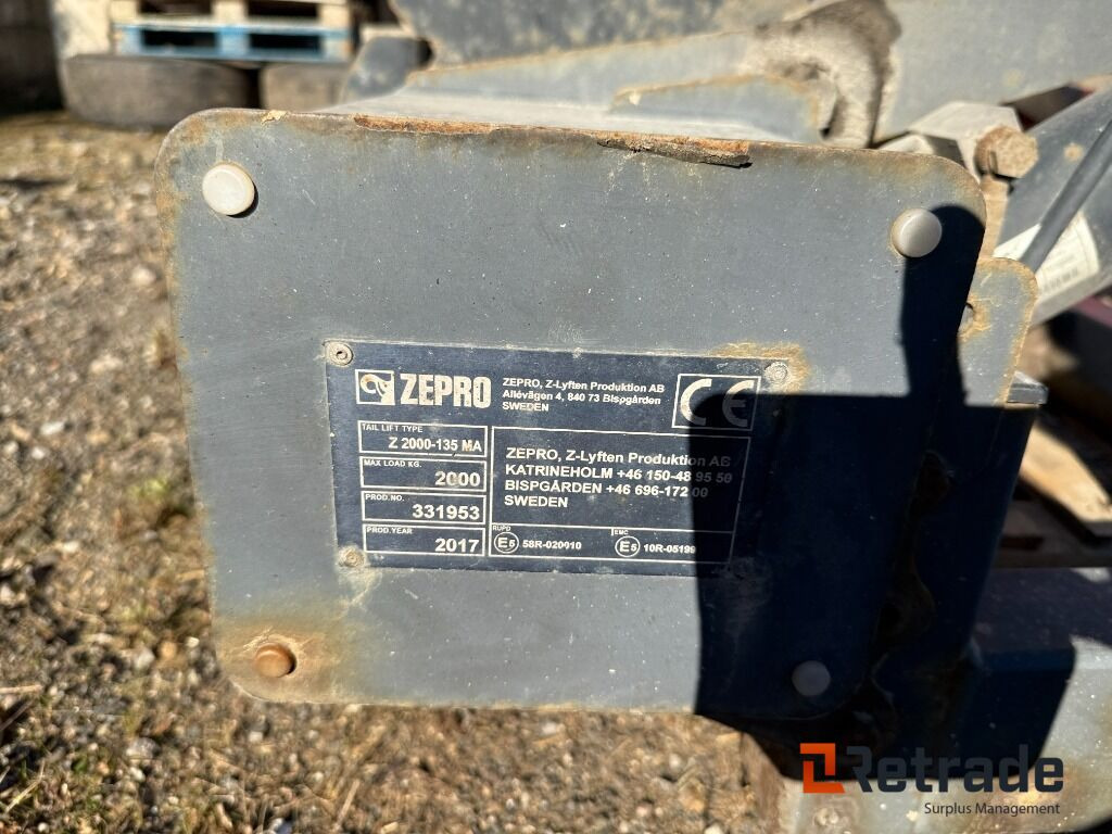 Bakgavellyft Zepro Z2000-135MA - Гидроборт: фото 3 Bakgavellyft Zepro Z2000-135MA - Гидроборт: фото 3