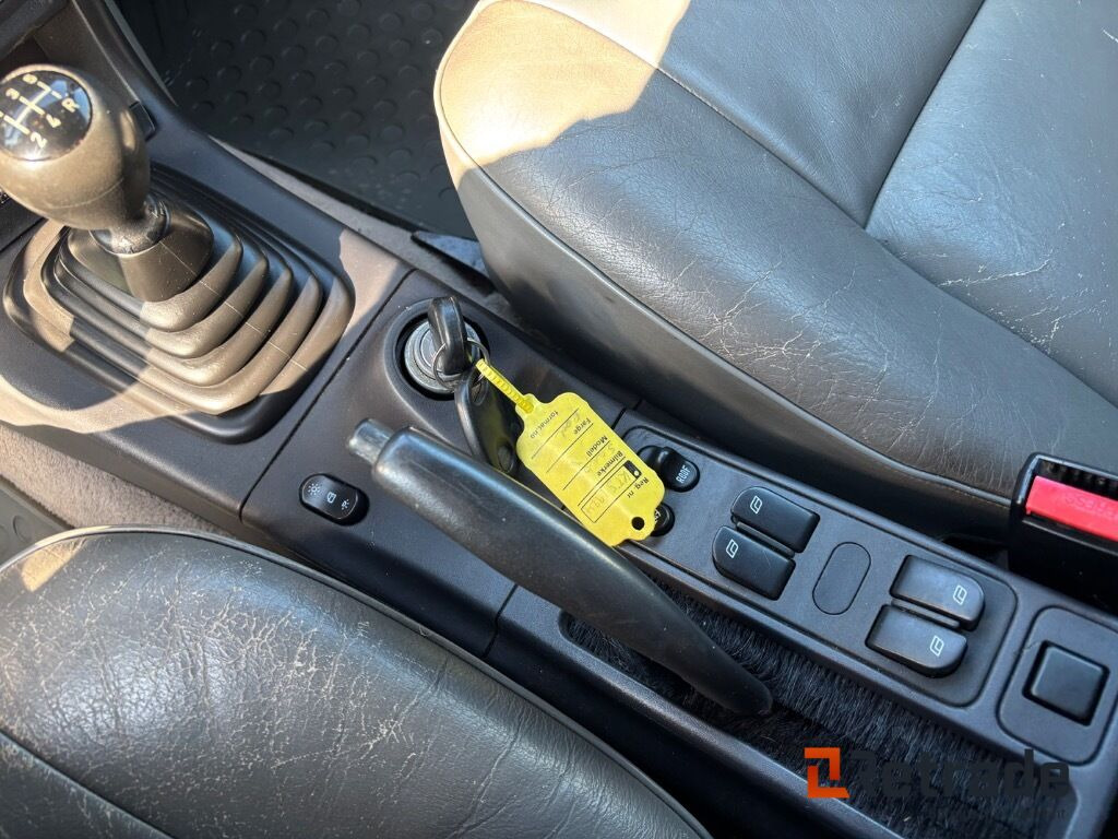 Легковой автомобиль Car SAAB 900 S Cabriolet: фото 19 Легковой автомобиль Car SAAB 900 S Cabriolet: фото 19