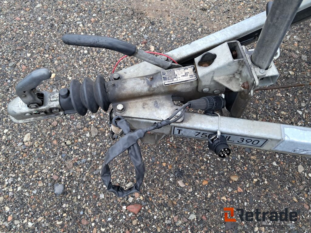 Cargotrailer Variant B715c2-door - Прицеп-фургон: фото 5 Cargotrailer Variant B715c2-door - Прицеп-фургон: фото 5