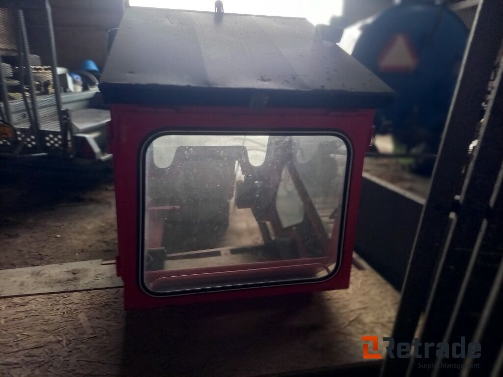 Førerhus til traktor - Кабина для Сельскохозяйственной техники: фото 5 Førerhus til traktor - Кабина для Сельскохозяйственной техники: фото 5