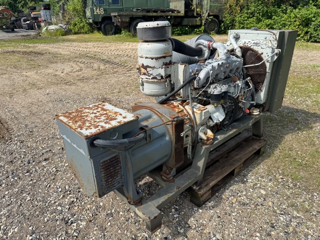 Generator 80kva - Электрогенератор: фото 3 Generator 80kva - Электрогенератор: фото 3