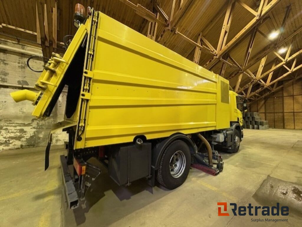 Glykol suger - Scania P310 med Bucher STKF 9500 på bygg! - Мусоровоз: фото 5 Glykol suger - Scania P310 med Bucher STKF 9500 på bygg! - Мусоровоз: фото 5