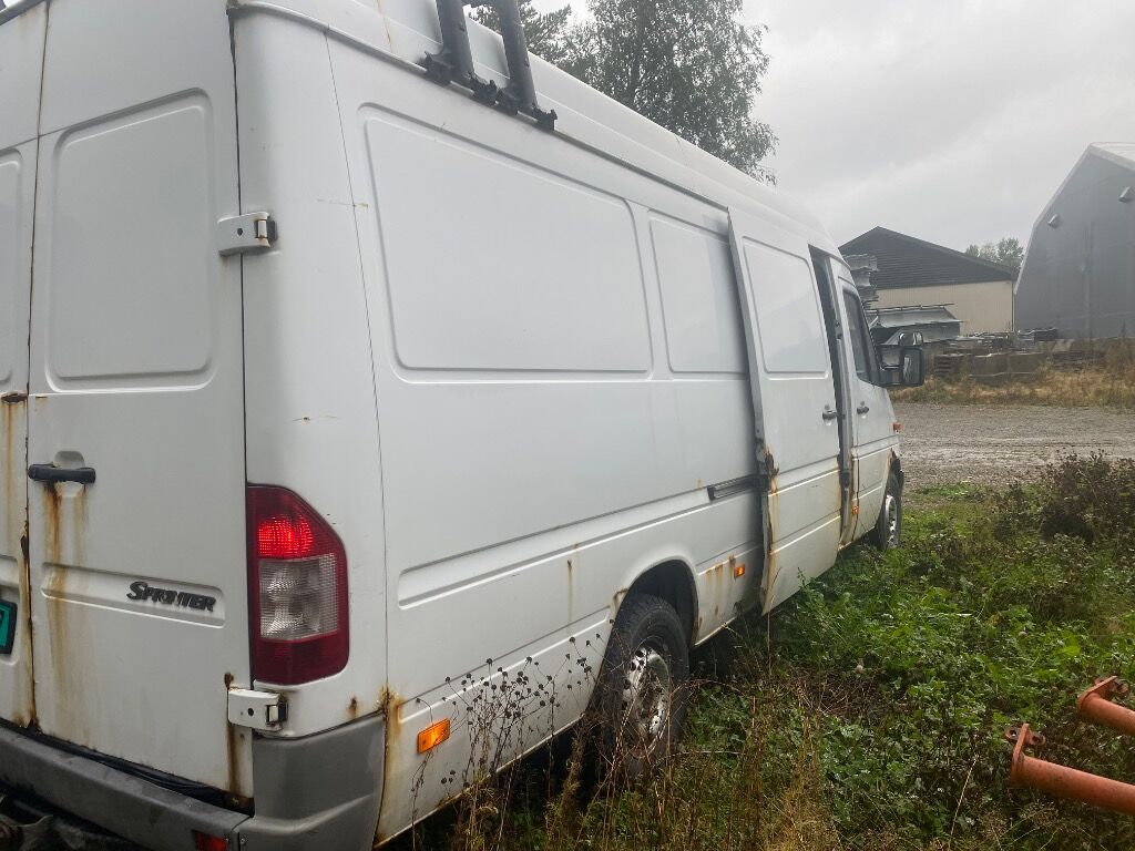 Mercedes-Benz Sprinter CDI – 2004 – Rep.objekt - Легковой автомобиль: фото 5 Mercedes-Benz Sprinter CDI – 2004 – Rep.objekt - Легковой автомобиль: фото 5