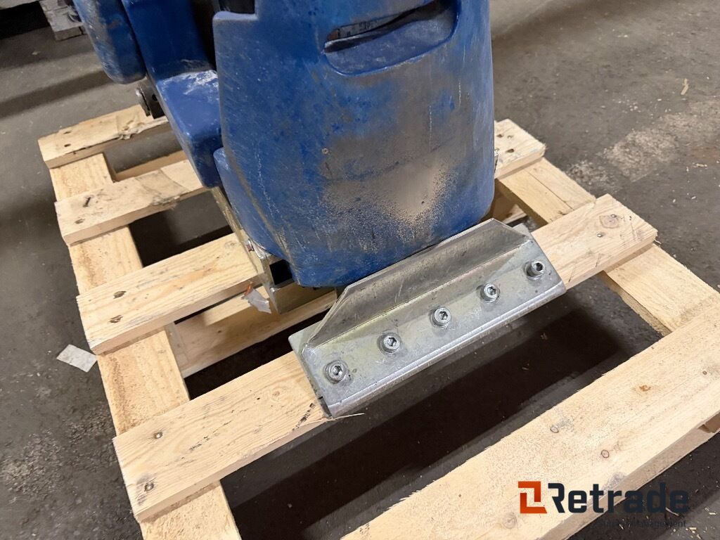 Multistripper Janser Strato Mobil II - Строительное оборудование: фото 4 Multistripper Janser Strato Mobil II - Строительное оборудование: фото 4