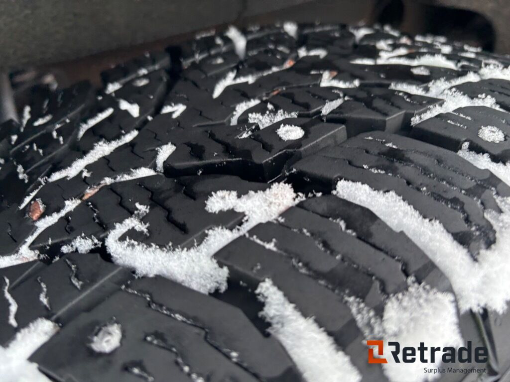 Легковой автомобиль Pickup GMC Sierra 2500HD  6.6 Duramax diesel - 2021: фото 14