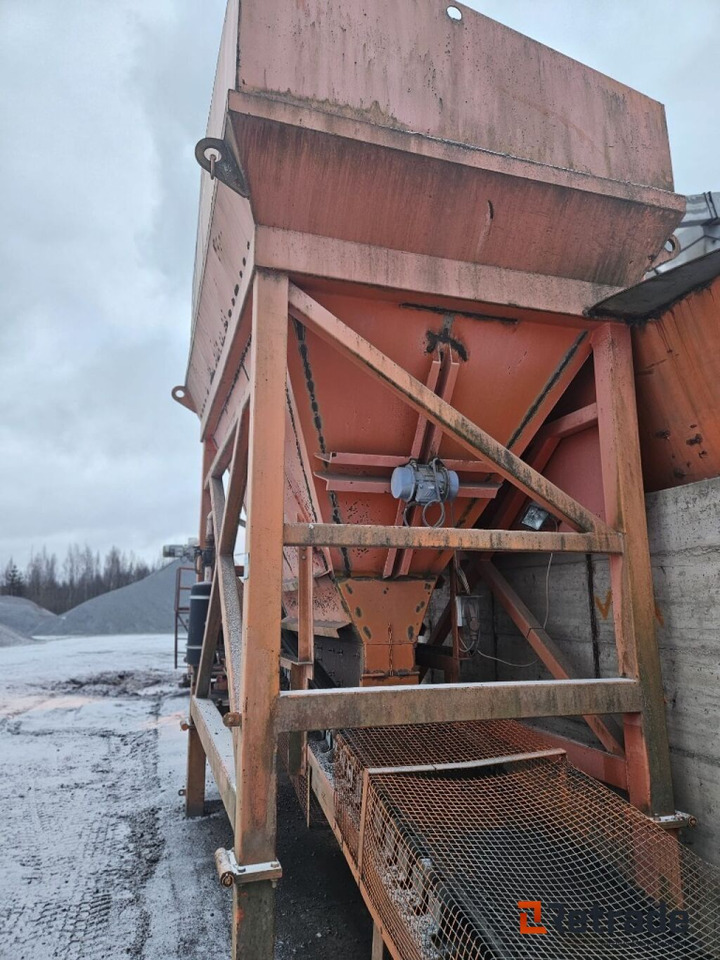 RC Feed Silo Amomatic RC-120 - Асфальтоукладочная техника: фото 2 RC Feed Silo Amomatic RC-120 - Асфальтоукладочная техника: фото 2