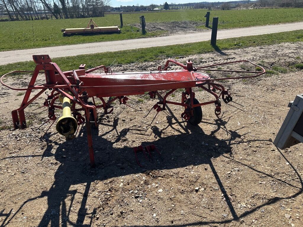 Scan Farm SR320 Hø - Rive - Сеноворошилка: фото 1 Scan Farm SR320 Hø - Rive - Сеноворошилка: фото 1