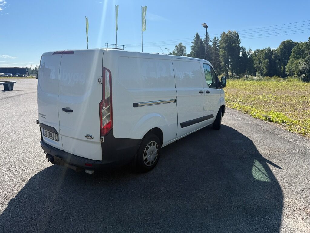 Skåpbil FORD Transit Custom - Грузовик с закрытым кузовом: фото 3 Skåpbil FORD Transit Custom - Грузовик с закрытым кузовом: фото 3