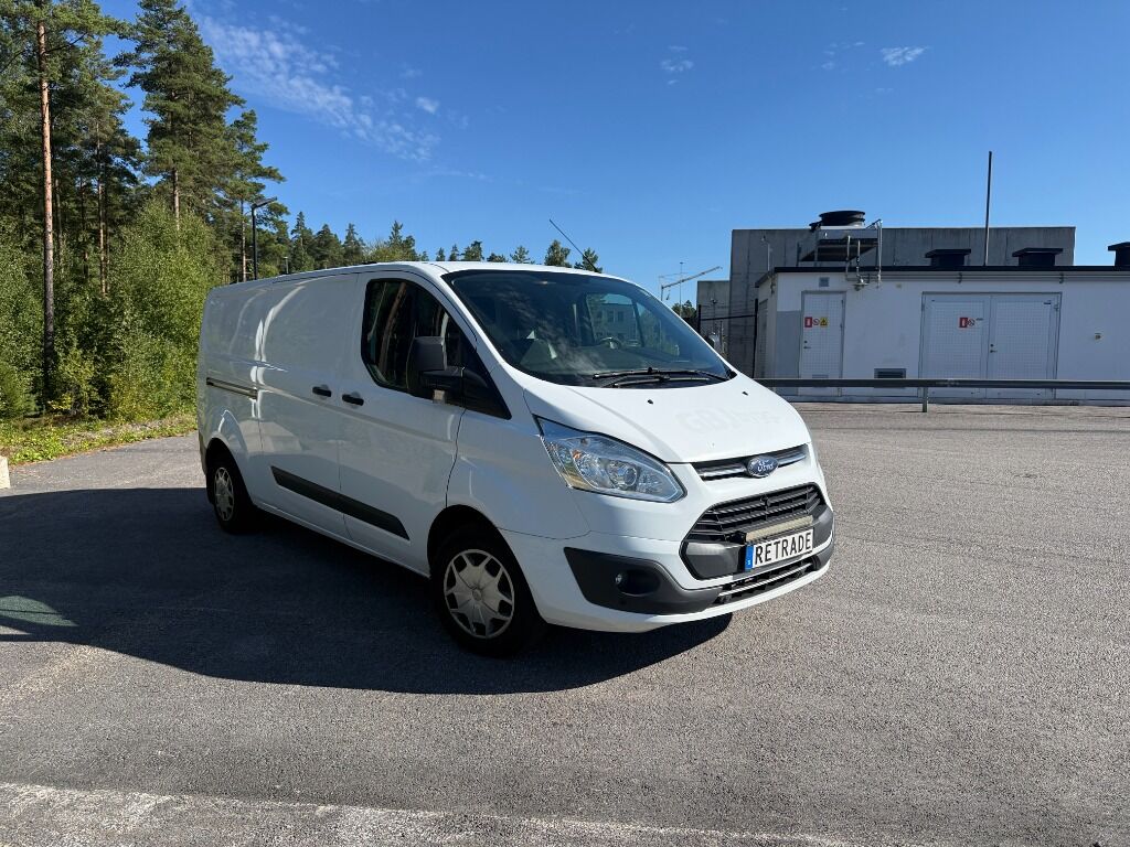 Skåpbil FORD Transit Custom - Грузовик с закрытым кузовом: фото 2 Skåpbil FORD Transit Custom - Грузовик с закрытым кузовом: фото 2