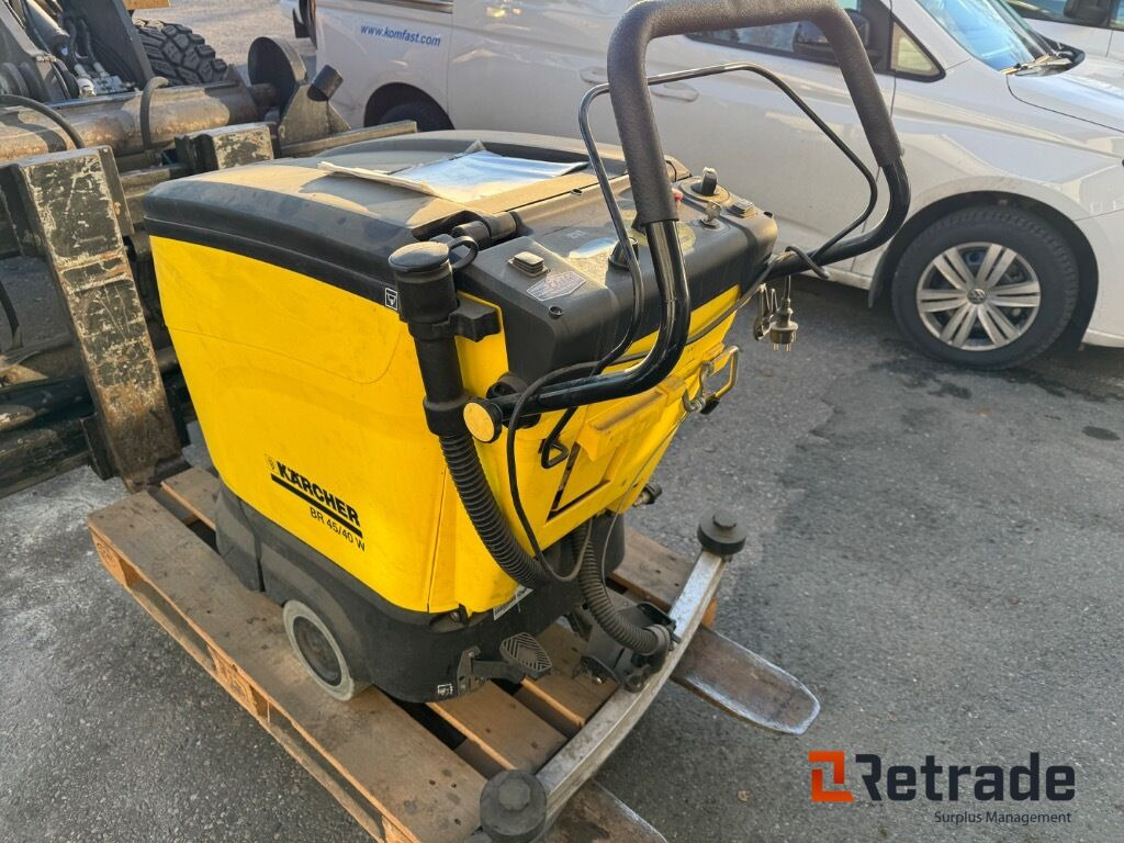 Skurmaskin Kärcher BR 45/40 W - Поломоечная машина: фото 2 Skurmaskin Kärcher BR 45/40 W - Поломоечная машина: фото 2