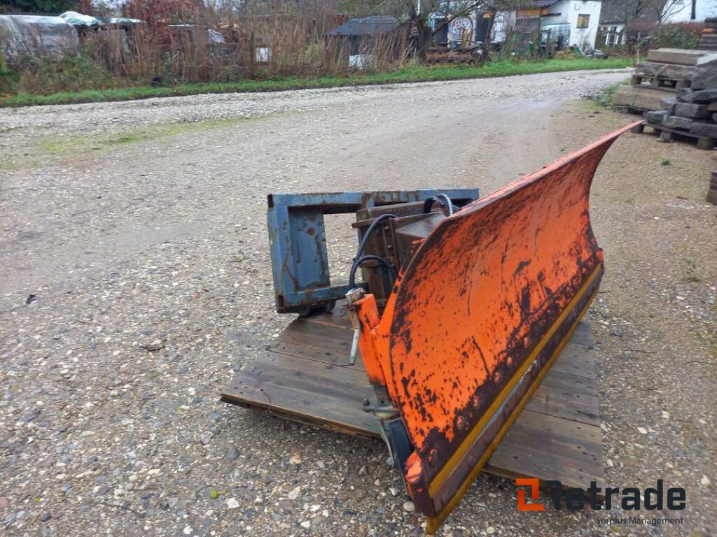 Sneplow for / snow plow - Строительное оборудование: фото 5 Sneplow for / snow plow - Строительное оборудование: фото 5
