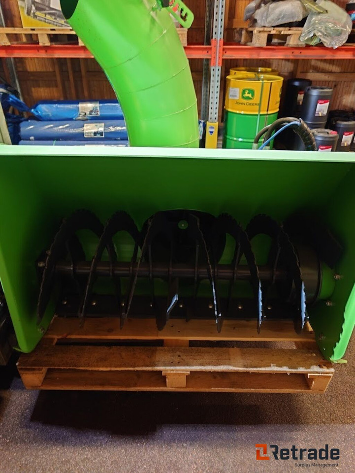 Snöplogutrustning Avant A21424 Snöslunga - Строительное оборудование: фото 1 Snöplogutrustning Avant A21424 Snöslunga - Строительное оборудование: фото 1