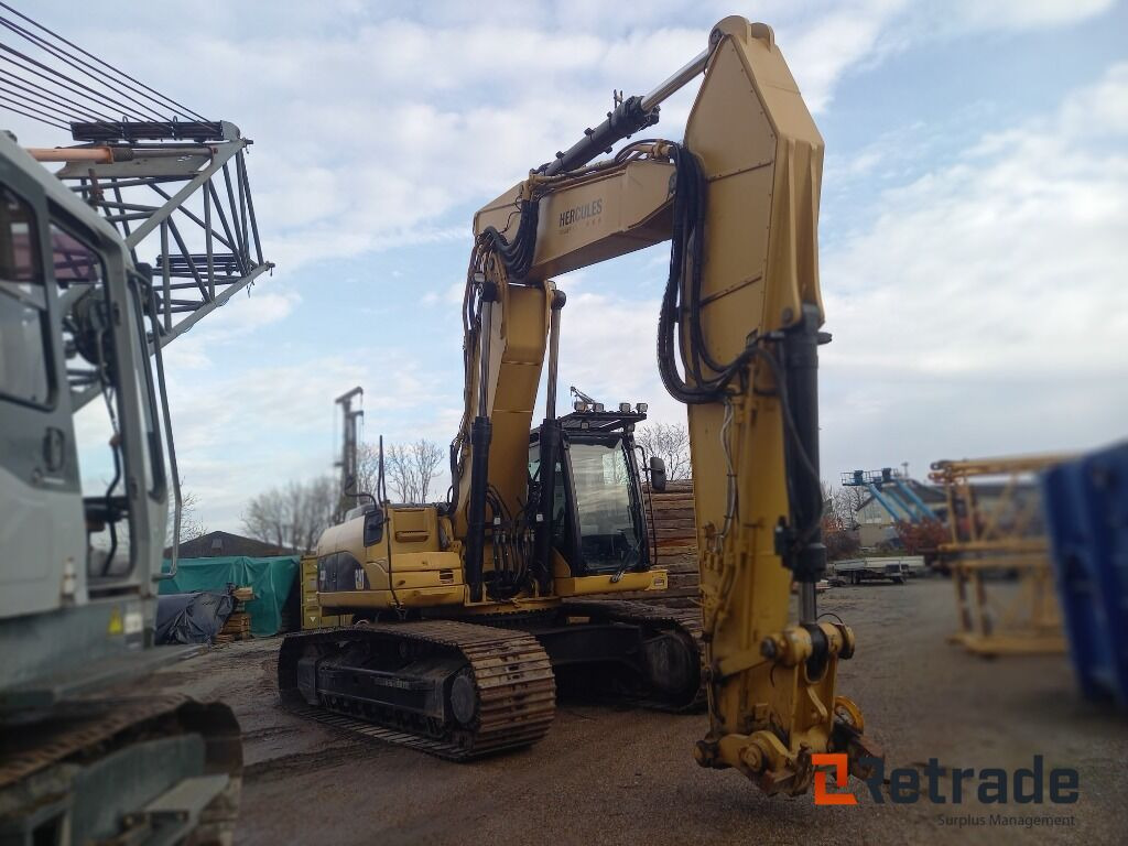 Caterpillar 330D LME gravemaskine - Строительная техника: фото 3 Caterpillar 330D LME gravemaskine - Строительная техника: фото 3