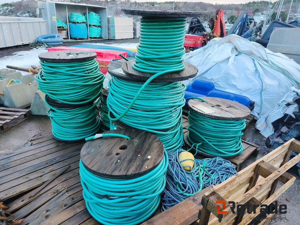 TESSVYL 20 BAR LD 3/4" Luftslange, 500-1000meter - Строительное оборудование: фото 4 TESSVYL 20 BAR LD 3/4" Luftslange, 500-1000meter - Строительное оборудование: фото 4