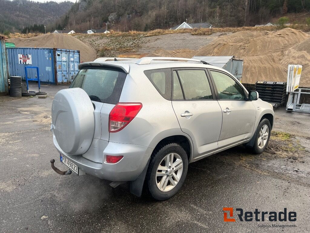 TOYOTA RAV4 /2007/ 1 Eier - Легковой автомобиль: фото 4 TOYOTA RAV4 /2007/ 1 Eier - Легковой автомобиль: фото 4