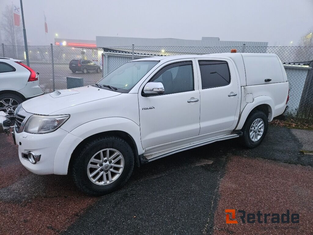 Toyota Hilux 3.0 Dubbelhytt 4wd - Легковой автомобиль: фото 1 Toyota Hilux 3.0 Dubbelhytt 4wd - Легковой автомобиль: фото 1