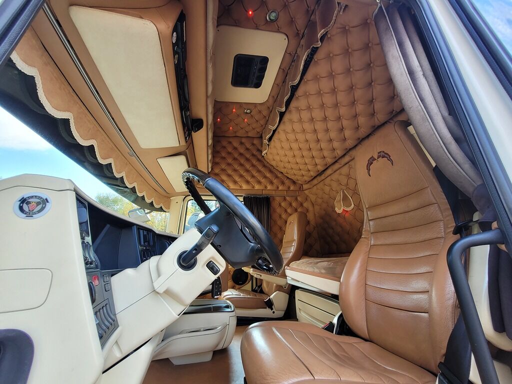 Dragbil SCANIA R560 V8 LA6X2MNB - Тягач: фото 5 Dragbil SCANIA R560 V8 LA6X2MNB - Тягач: фото 5