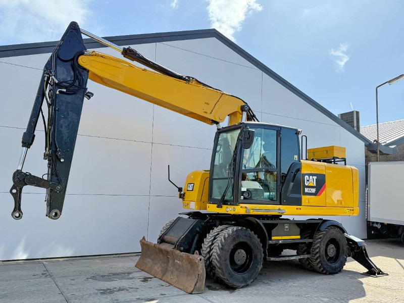 Cat M320F - Dutch Machine / Triple Boom / Auto Lube - Колёсный экскаватор: фото 2 Cat M320F - Dutch Machine / Triple Boom / Auto Lube - Колёсный экскаватор: фото 2