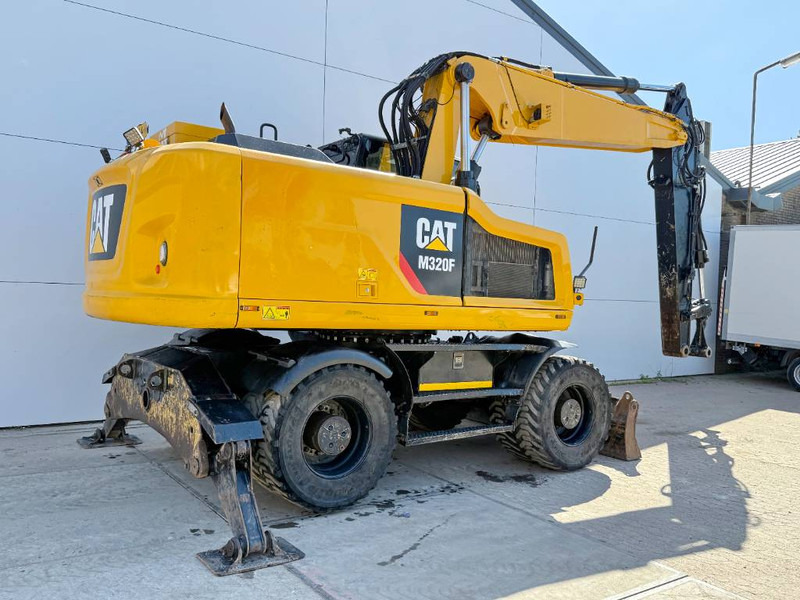 Cat M320F - Dutch Machine / Triple Boom / Auto Lube - Колёсный экскаватор: фото 5 Cat M320F - Dutch Machine / Triple Boom / Auto Lube - Колёсный экскаватор: фото 5